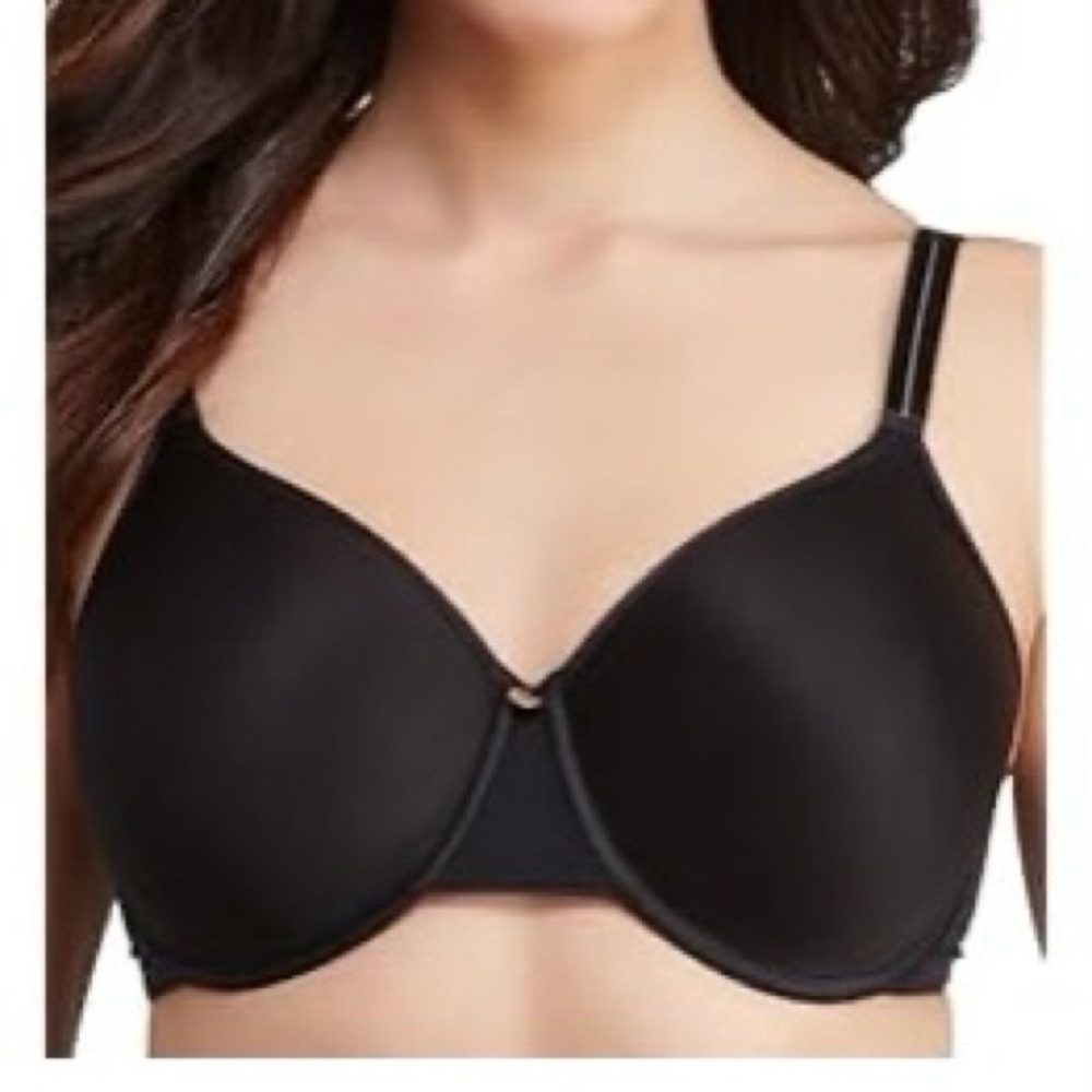 32G Chantelle C Essential T-Shirt Bra in Black - NWT